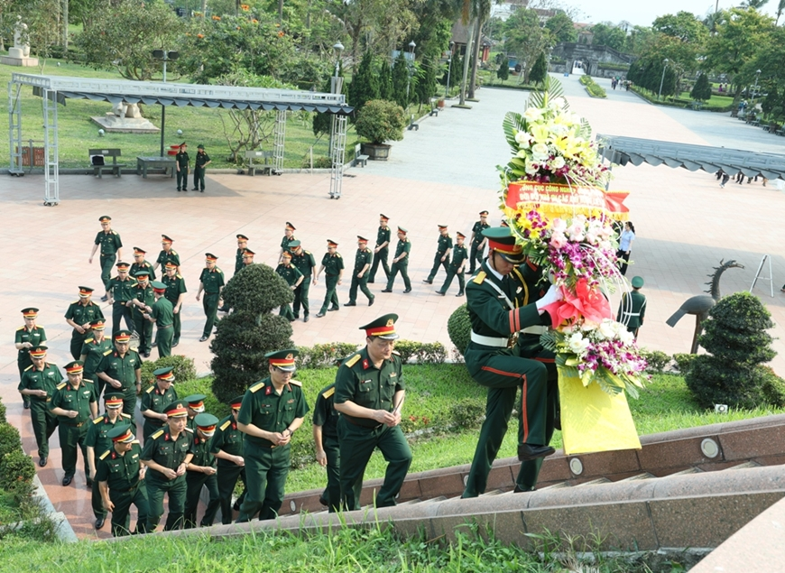 Tổng cục Công nghiệp Quốc phòng tổ chức hoạt động tri ân tại Quảng Trị